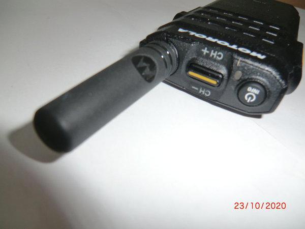 Motorola SL1600 UHF Funkgerät / Handfunksprechgerät, analog/digital