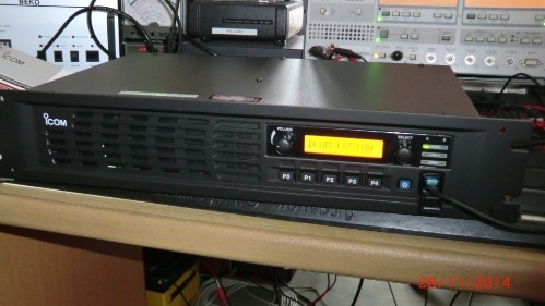 ICOM IC-FR6100 UHF Funk-Repeater analog /digital